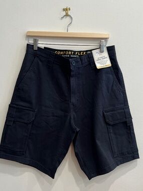 Levi’s Signature Men’s Ultimate Cargo Shorts Dark Navy 32 NWT